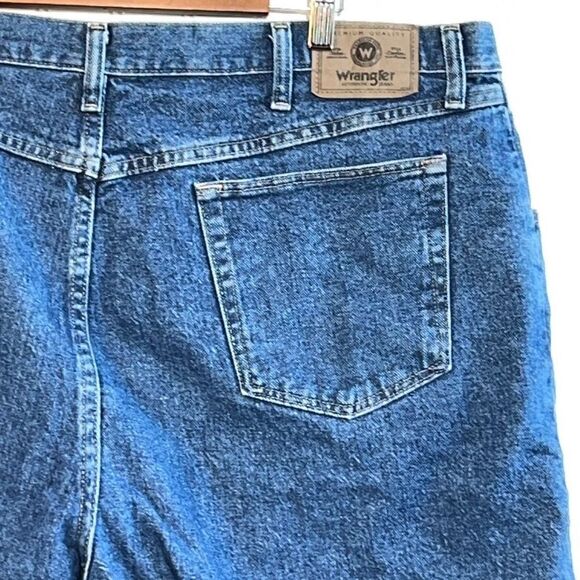 Wrangler Jeans Shorts Mens 42X9.5 Relaxed Fit Blue Pockets - Picture 10 of 10